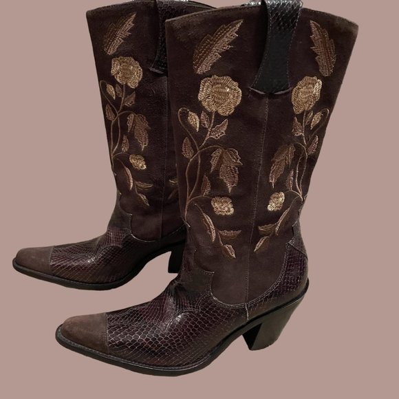 Antonio Melani Justine Brown Suede Boots - Like New! 7M - Picture 2 of 8